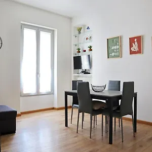 isola-district-bright-house.it-lombardy.com/