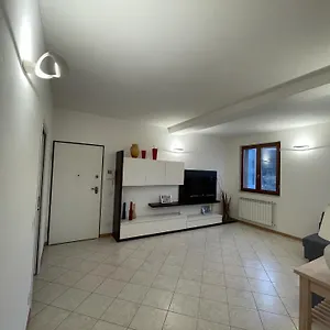 appartamento-spazioso-snodo-urbano.it-tuscanyhotel.com/